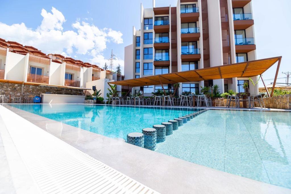 Hotel Olympia Touristic Village Radhimë Exterior foto